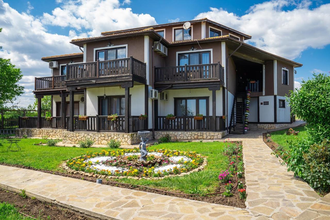 Θέρετρο Complex Zlatnata Ribka 2*